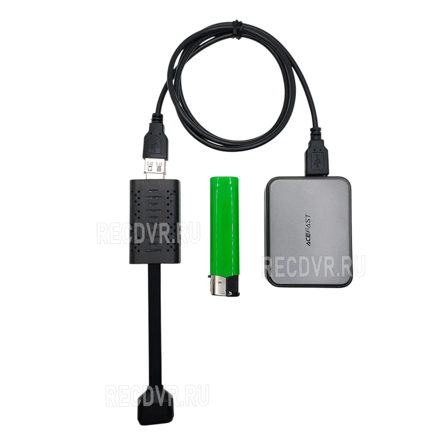 Камера с объективом на шлейфе и аккумулятор, соединённые USB-кабелем